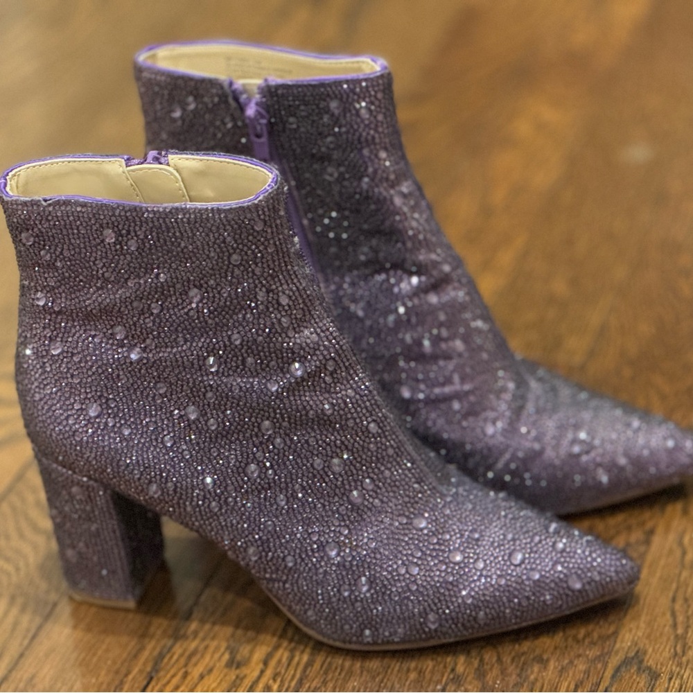 Gently worn Betsy Johnson Sparkle Purple Ankle Boots Size 7